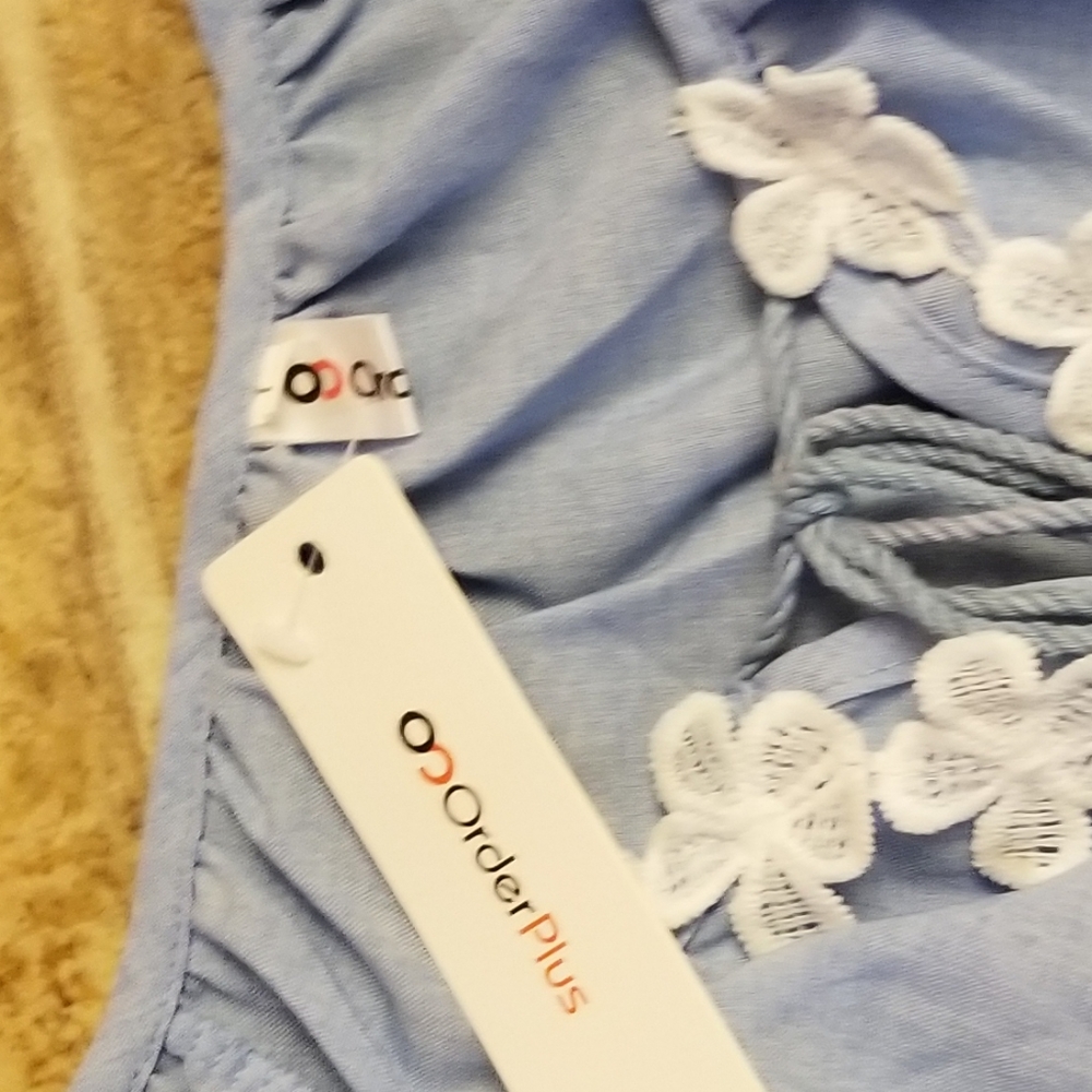 Top - Picture 3 of 3